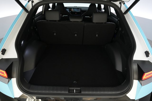 2025 Hyundai IONIQ 5 — photo 6 of 21