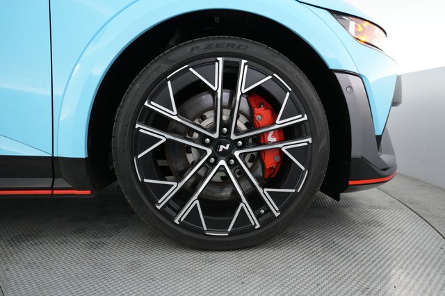 2025 Hyundai IONIQ 5 — photo 16 of 21