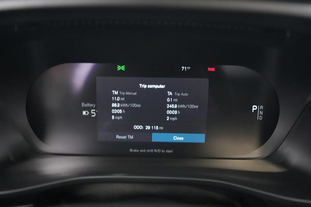 2022 Volvo C40 Recharge — photo 5 of 21