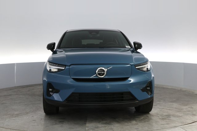 2022 Volvo C40 Recharge — photo 9 of 21
