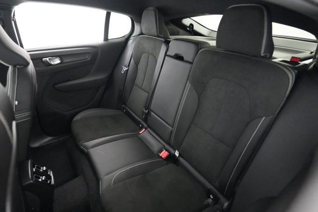 2022 Volvo C40 Recharge — photo 19 of 21