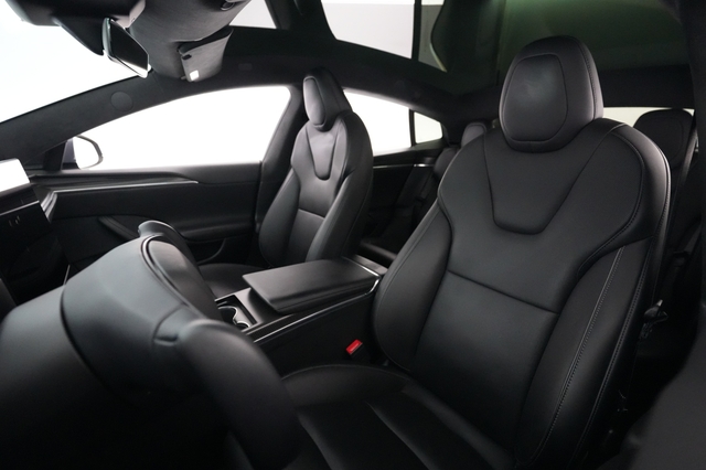 2022 Tesla Model S