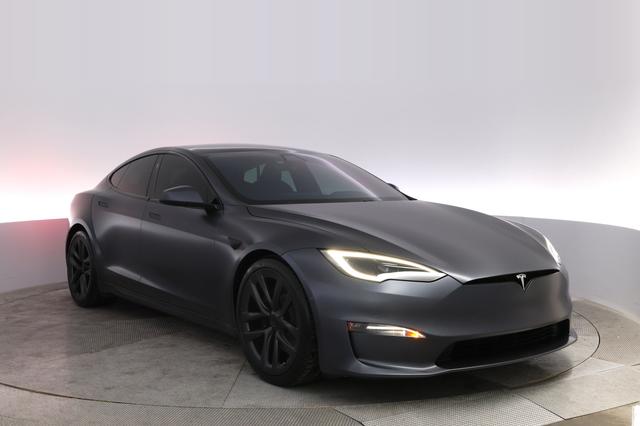 2022 Tesla Model S — photo 10 of 20