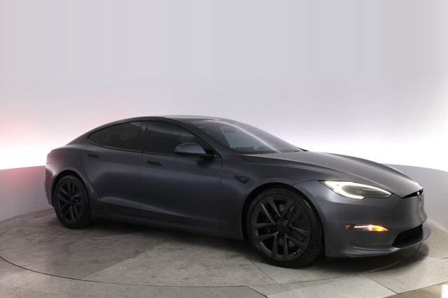 2022 Tesla Model S — photo 11 of 20