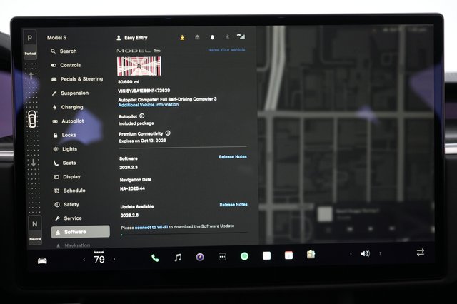 2022 Tesla Model S — photo 5 of 20