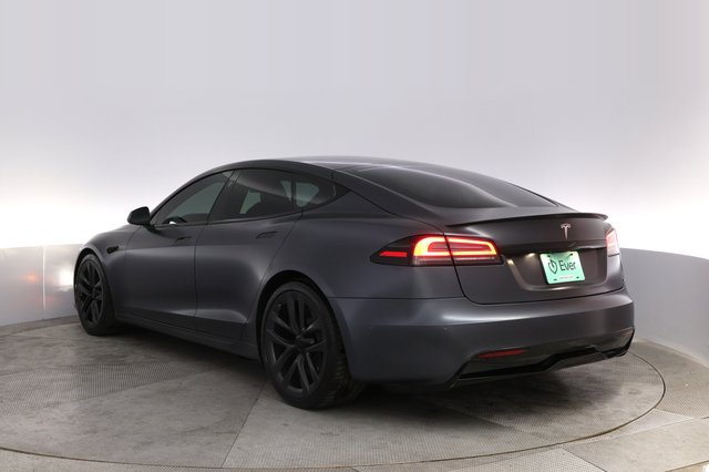2022 Tesla Model S — photo 13 of 20