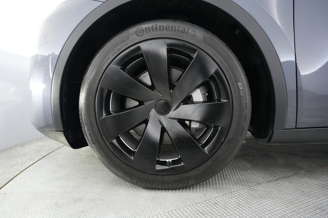 2021 Tesla Model Y — photo 15 of 21