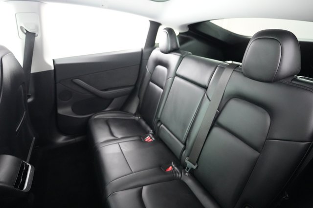 2021 Tesla Model Y — photo 19 of 21