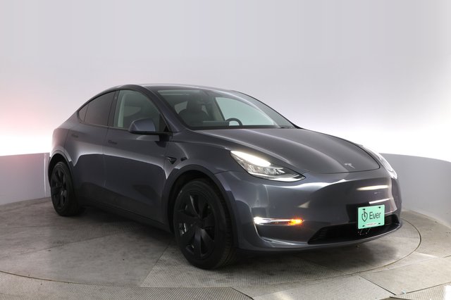2021 Tesla Model Y — photo 10 of 21