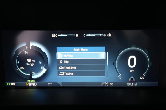 2023 Ford F-150 Lightning — photo 5 of 15
