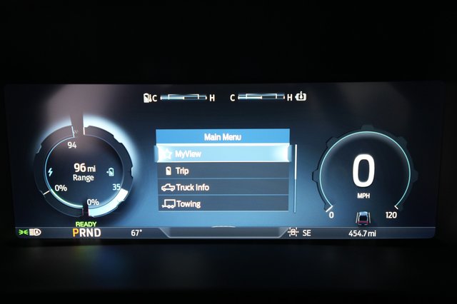 2023 Ford F-150 Lightning — photo 5 of 15