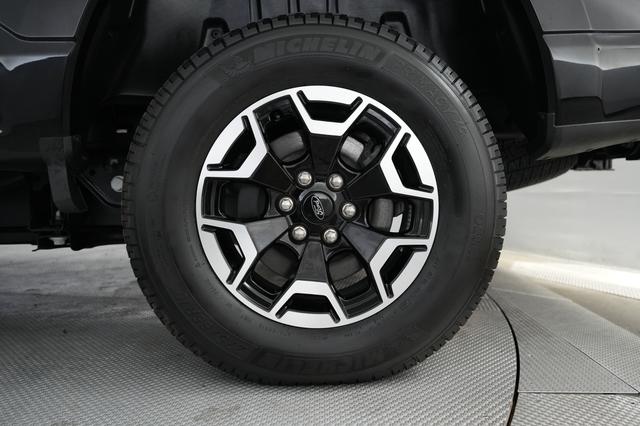 2023 Ford F-150 Lightning — photo 7 of 15