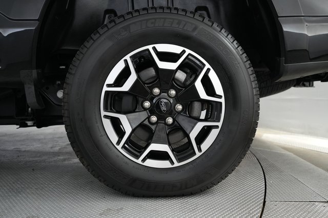 2023 Ford F-150 Lightning — photo 7 of 15