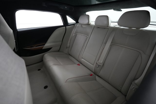 2023 Lucid Air — photo 19 of 21