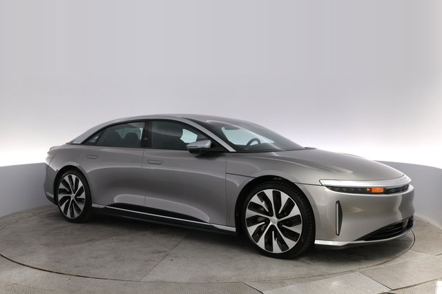2023 Lucid Air — photo 11 of 21