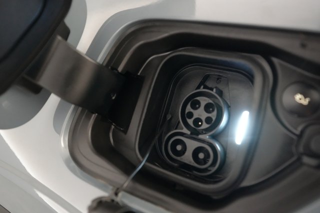 2023 Polestar 2 — photo 8 of 22