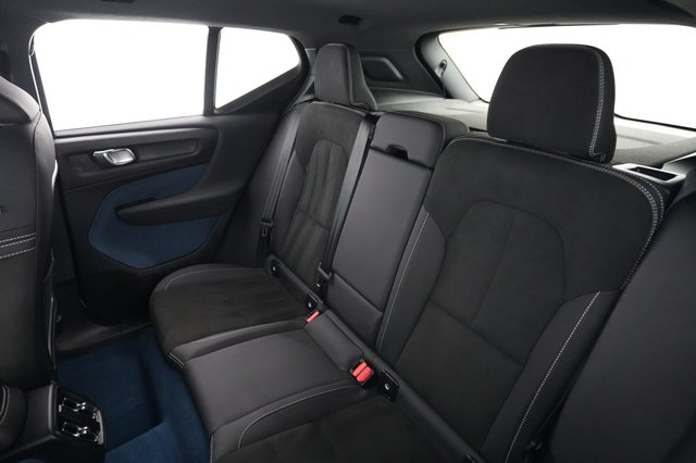 2023 Volvo XC40 Recharge — photo 19 of 21