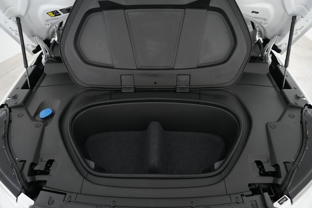 2023 Volvo XC40 Recharge — photo 20 of 21