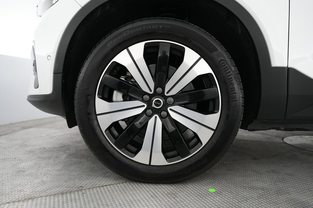 2023 Volvo XC40 Recharge — photo 15 of 21