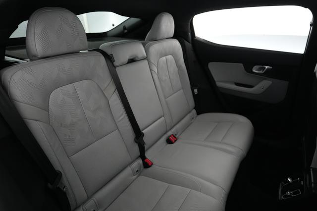 2024 Polestar 2 — photo 4 of 21