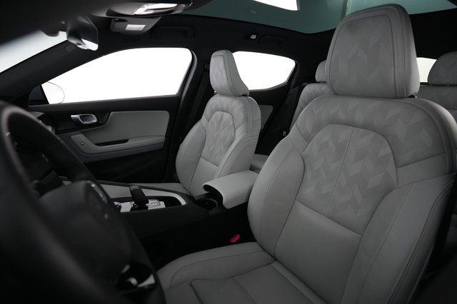 2024 Polestar 2 — photo 3 of 21