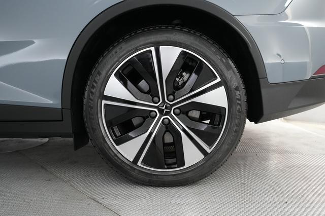 2024 Polestar 2 — photo 7 of 21