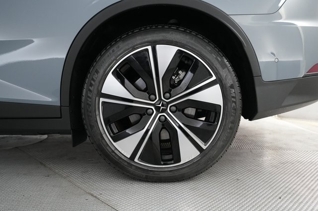 2024 Polestar 2 — photo 7 of 21