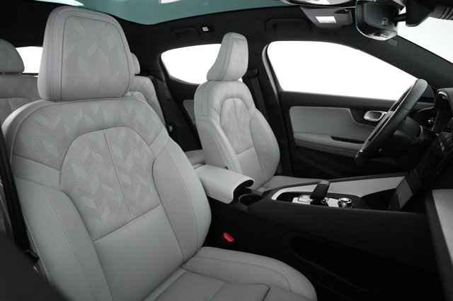 2024 Polestar 2 — photo 18 of 21