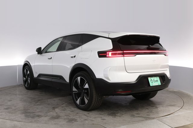 2025 Polestar 3 — photo 13 of 22