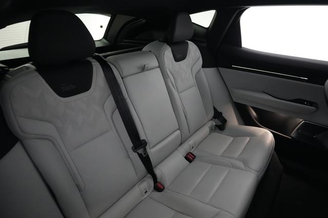 2025 Polestar 3 — photo 4 of 22