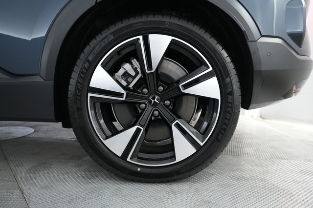 2025 Polestar 3 — photo 7 of 21