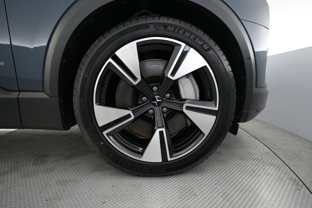 2025 Polestar 3 — photo 16 of 21