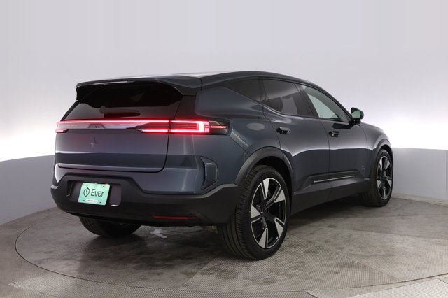 2025 Polestar 3 — photo 2 of 21