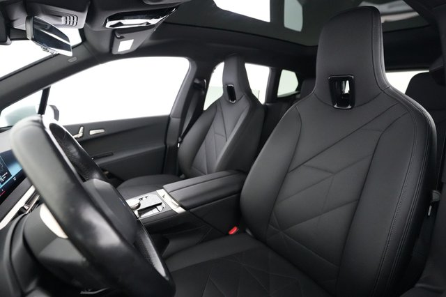 2023 BMW iX — photo 3 of 20