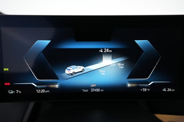 2023 BMW iX