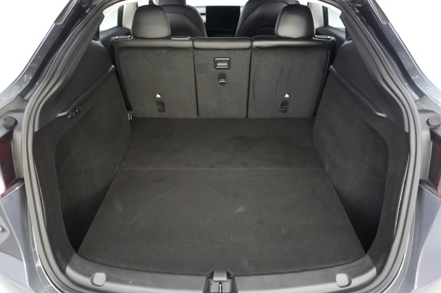 2023 Tesla Model Y — photo 6 of 21