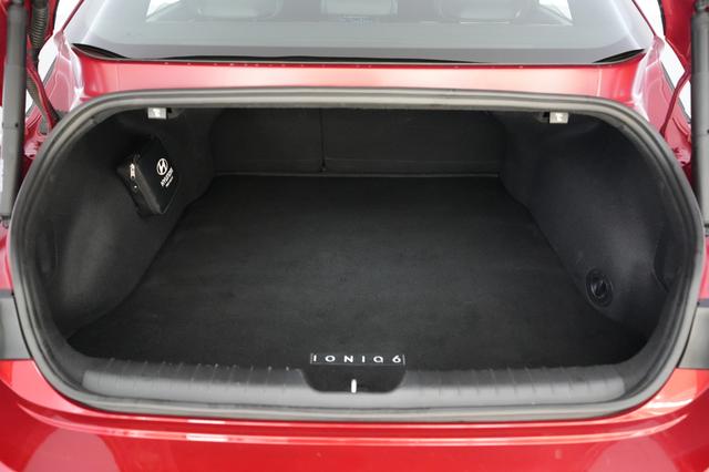 2024 Hyundai IONIQ 6 — photo 6 of 21