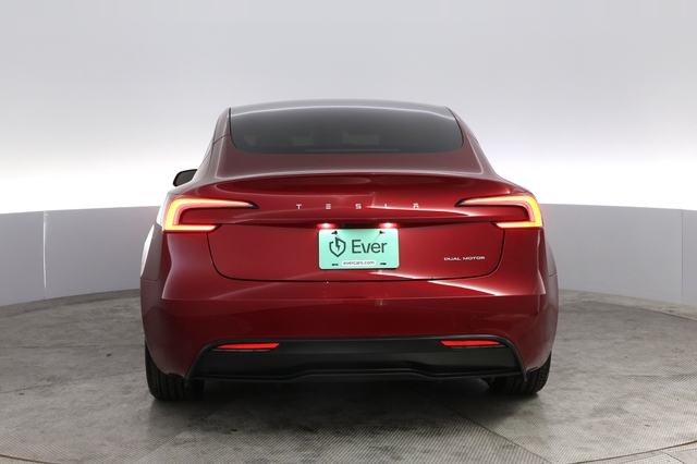 2025 Tesla Model 3