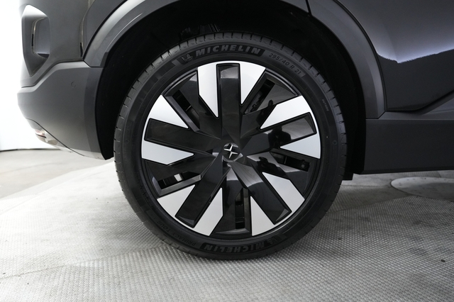 2025 Polestar 3