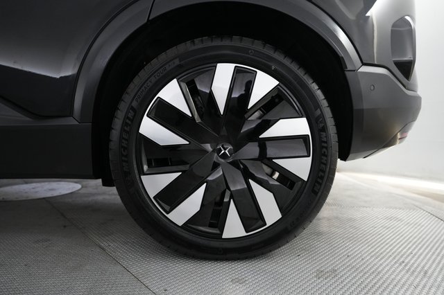 2025 Polestar 3 — photo 7 of 21