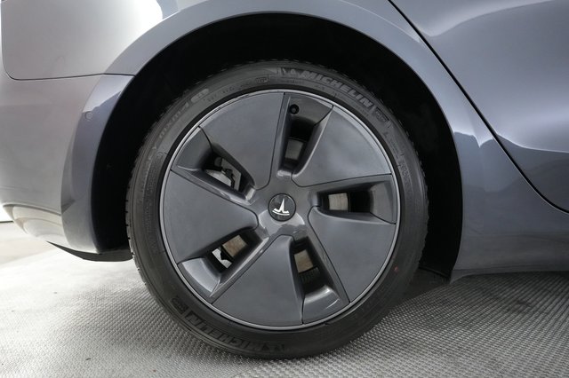 2022 Tesla Model 3 — photo 15 of 21