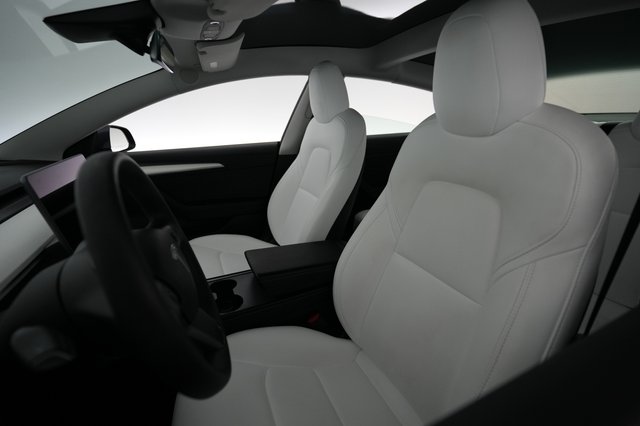 2022 Tesla Model 3 — photo 3 of 21