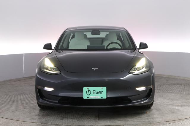 2022 Tesla Model 3 — photo 9 of 21