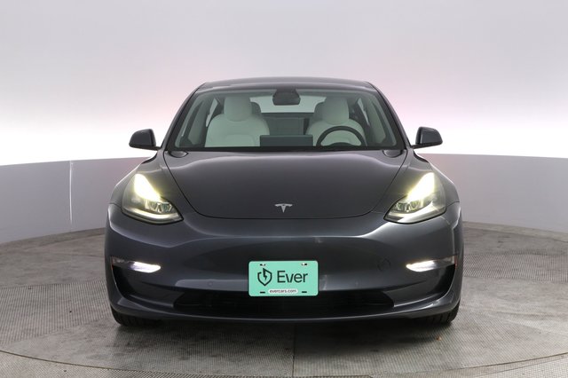 2022 Tesla Model 3 — photo 9 of 21