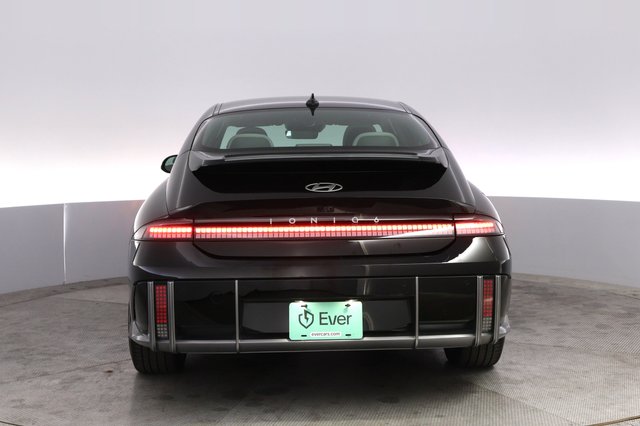 2024 Hyundai IONIQ 6 — photo 12 of 22