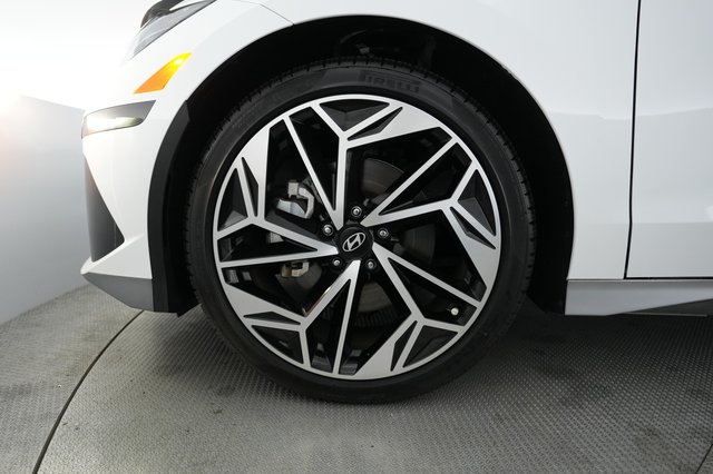 2024 Hyundai IONIQ 6 — photo 15 of 21