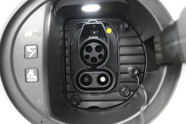 2024 Hyundai IONIQ 6 — photo 8 of 21