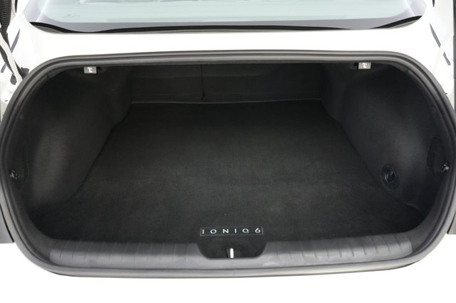 2024 Hyundai IONIQ 6 — photo 6 of 21