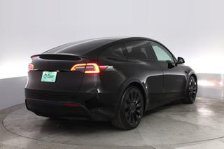 2022 Tesla Model Y — photo 2 of 21