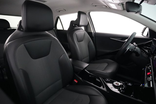 2023 Kia Niro EV — photo 18 of 21